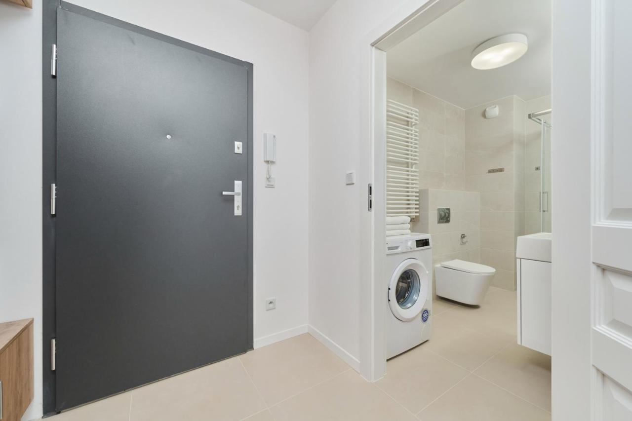 Modern Elegance Apartments Wroclaw With Ac By Noclegi Renters Exterior foto